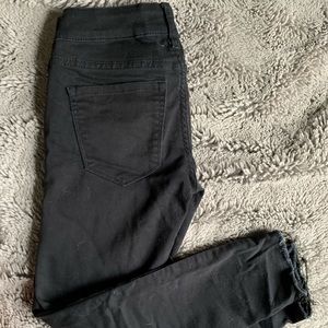 black low rise cropped jeans